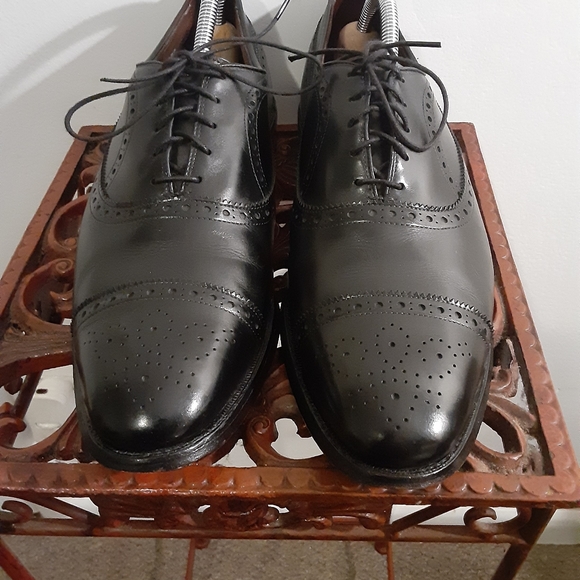 Allen Edmonds Other - Allen  Edmonds  dress  shoes